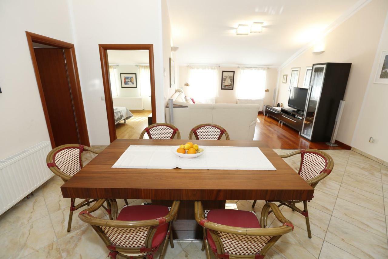 Apartment Bojan With Terrace And Sea View Baska  Exterior photo