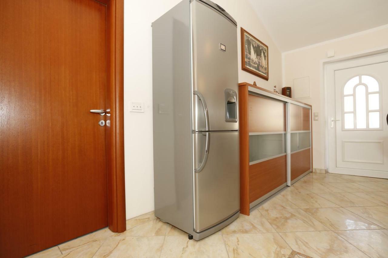 Apartment Bojan With Terrace And Sea View Baska  Exterior photo