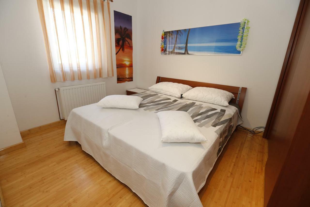 Apartment Bojan With Terrace And Sea View Baska  Exterior photo